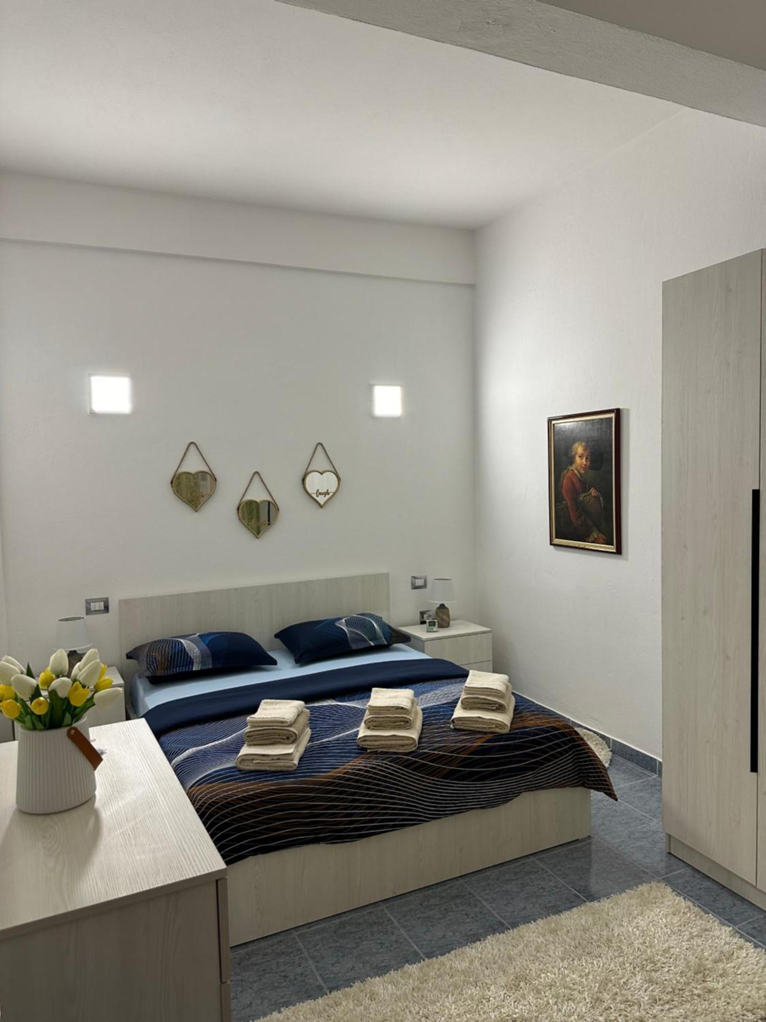 Apartment Near The Centre Of Тирана Екстериор снимка